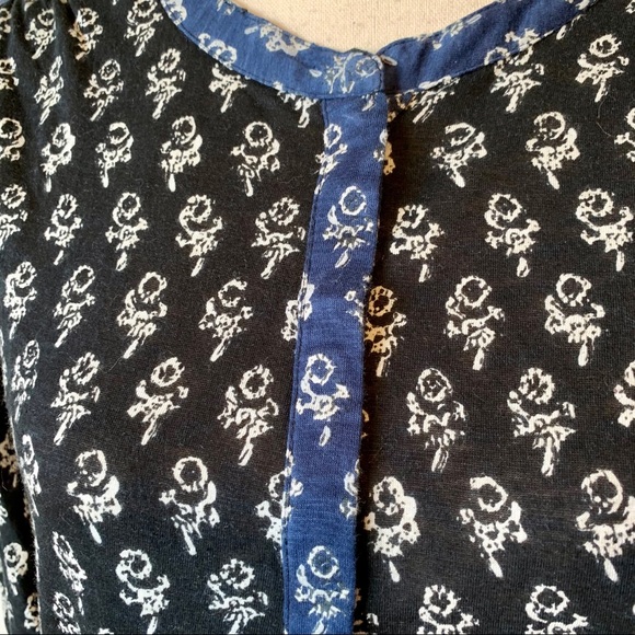 LUCKY BRAND Floral Peplum Button Down—SZ. Large - Picture 2 of 15